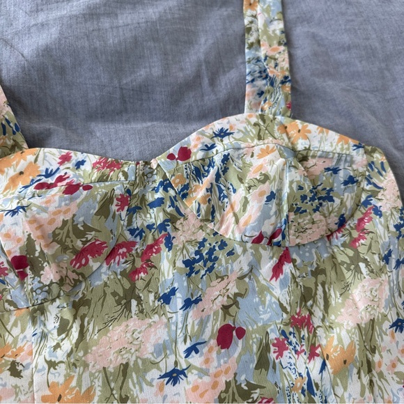 NWT Reformation French Style Floral Pattern Dress - Picture 3 of 11